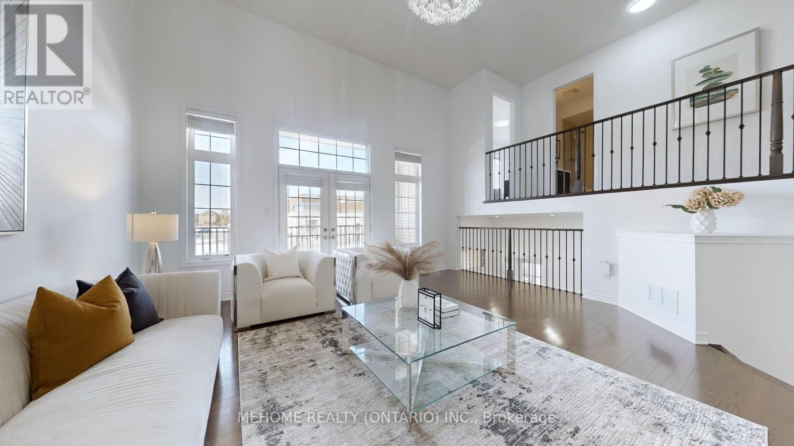 247 SELWYN ROAD Image 23