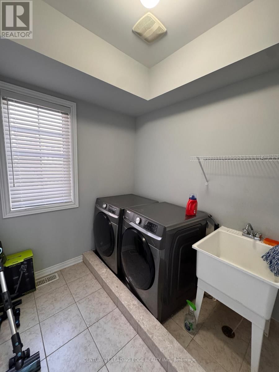 10 TUFO AVENUE Image 10