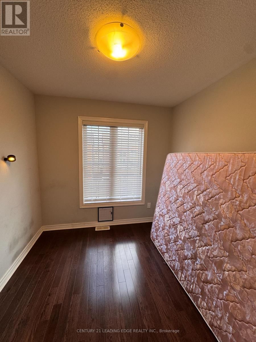 10 TUFO AVENUE Image 14