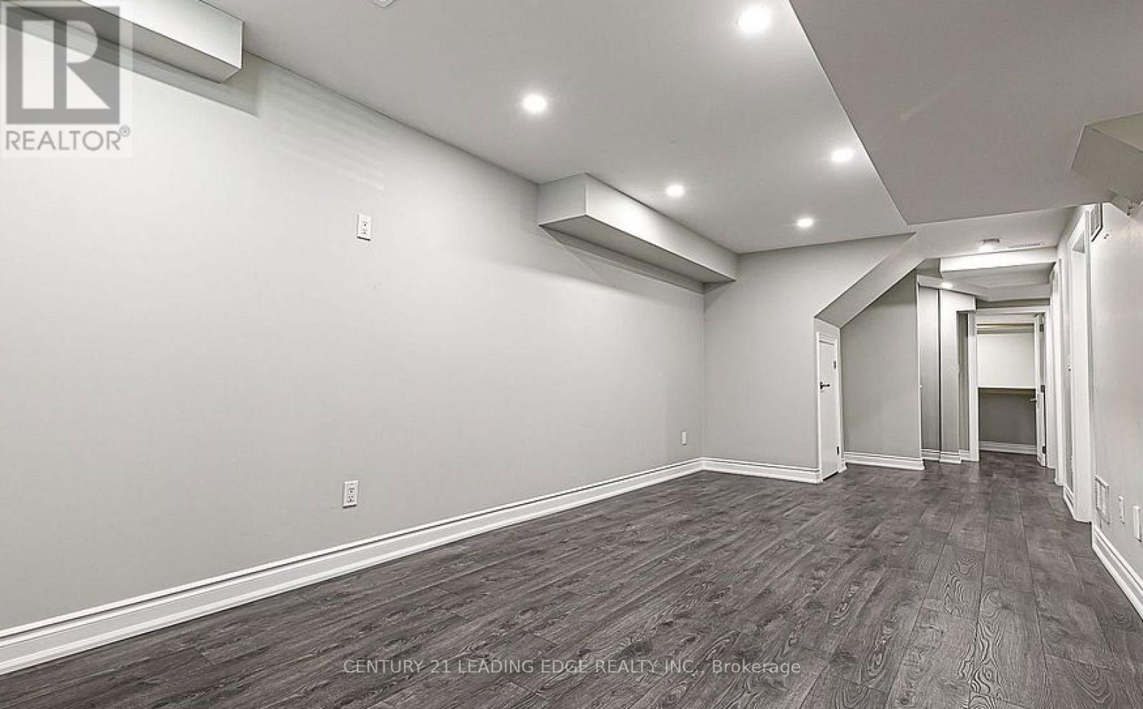 10 TUFO AVENUE Image 19