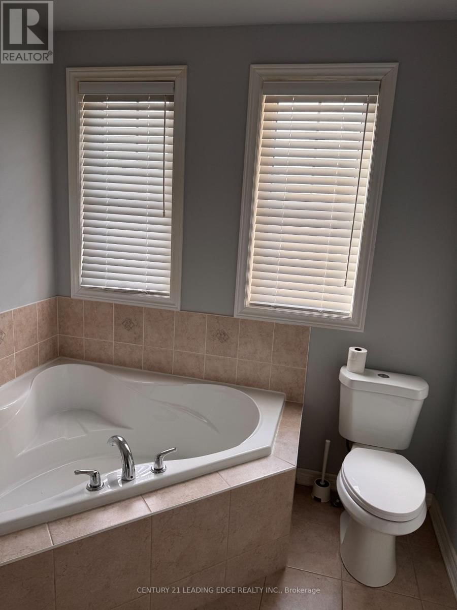 10 TUFO AVENUE Image 8