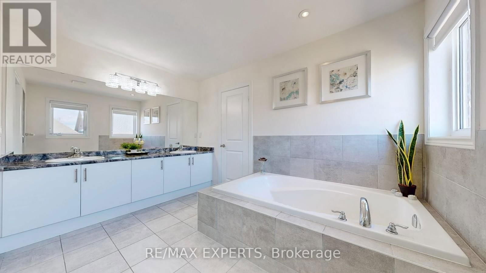 1488 TOMKINS ROAD Image 30