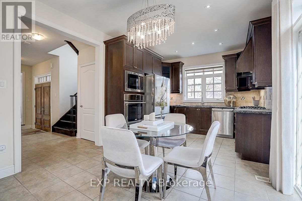 116 DUNLOP STREET Image 15