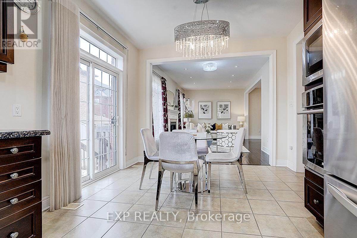 116 DUNLOP STREET Image 16