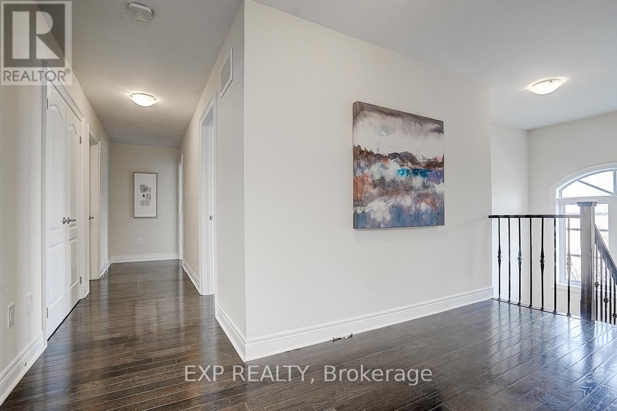 116 DUNLOP STREET Image 18
