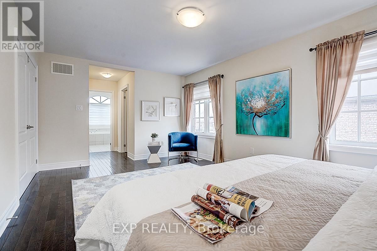 116 DUNLOP STREET Image 21