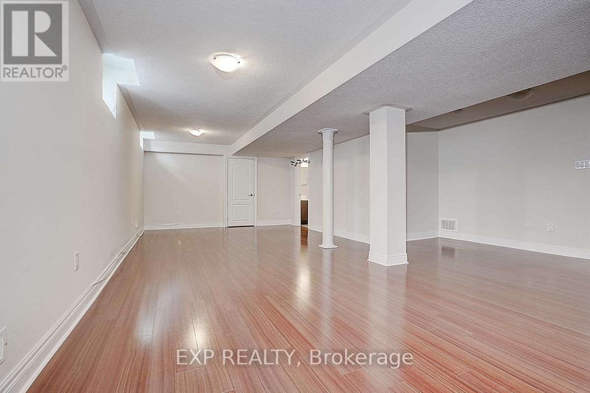 116 DUNLOP STREET Image 32