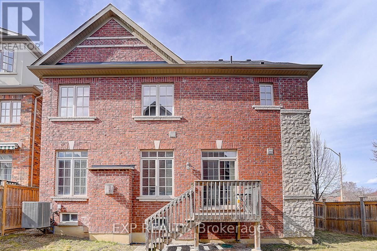 116 DUNLOP STREET Image 38