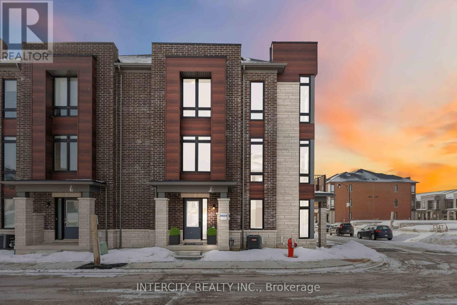 43 GRIFFITH STREET Image 1