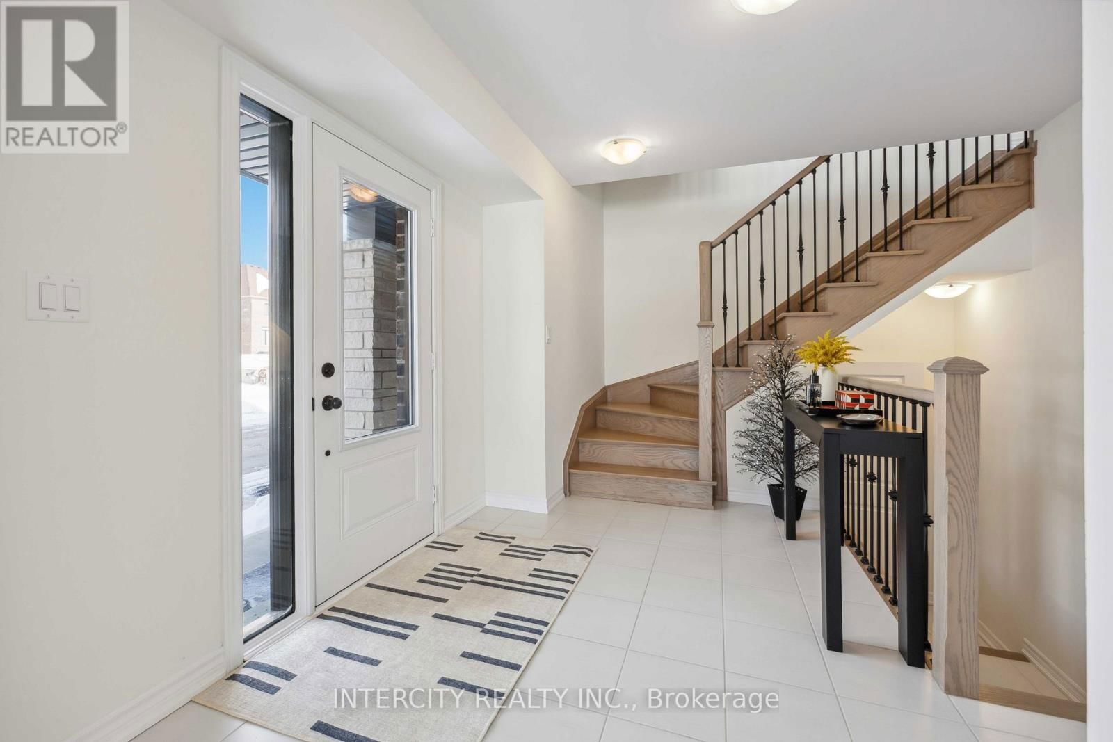 43 GRIFFITH STREET Image 4