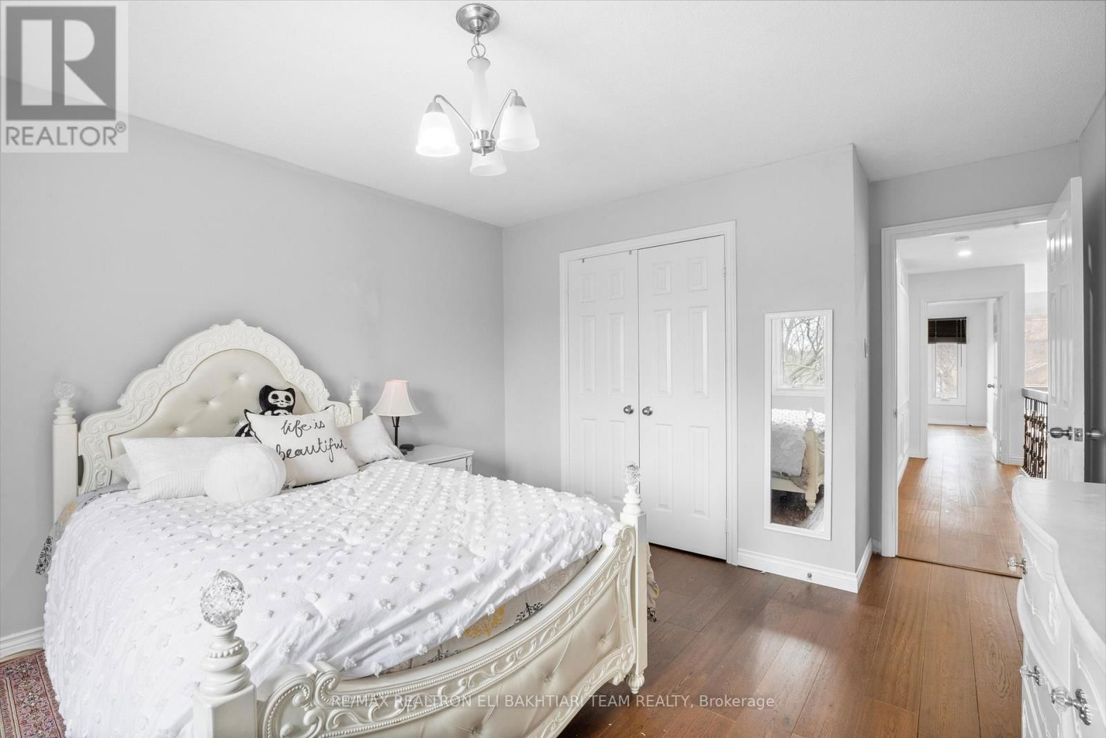 1 BRONTE ROAD Image 21