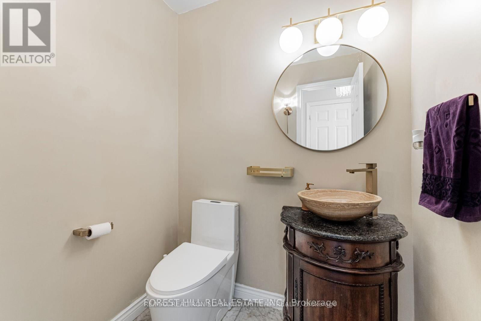 1 BRONTE ROAD Image 36