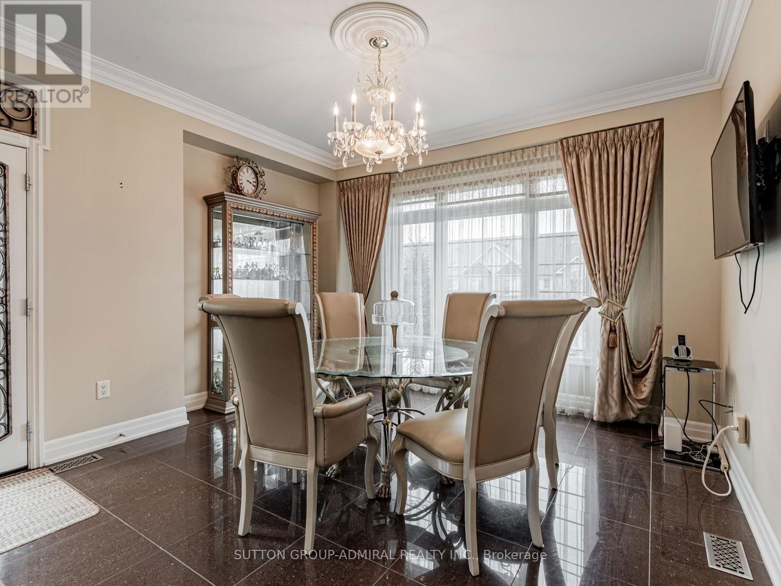 106 DISERA DRIVE Image 17