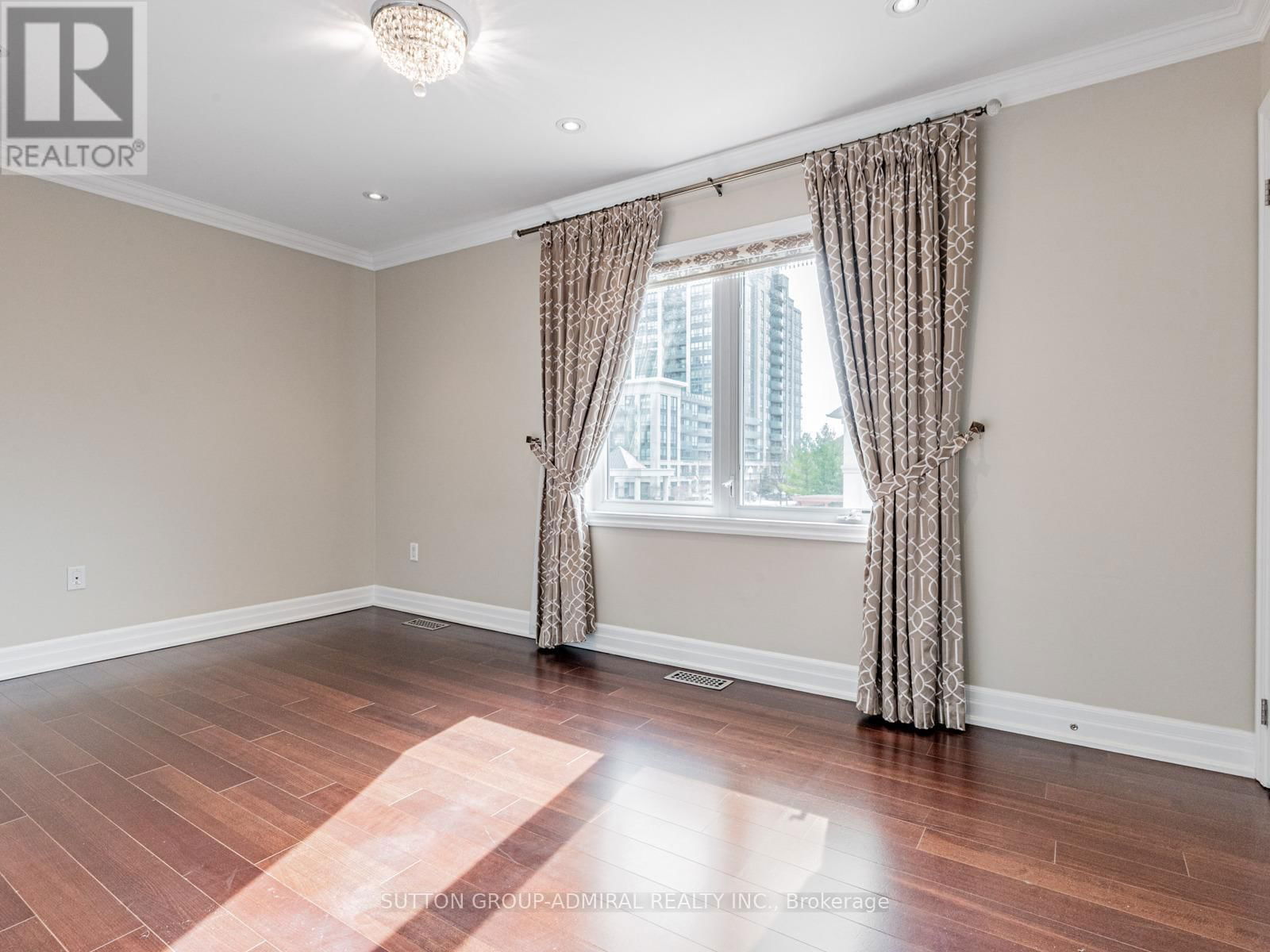 106 DISERA DRIVE Image 32