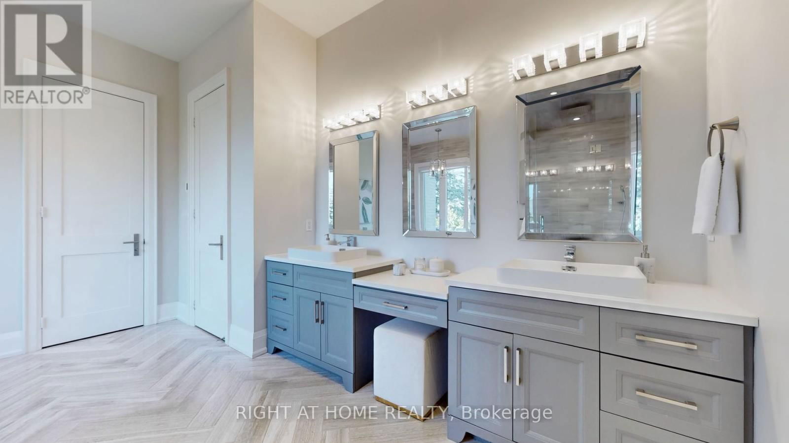 82 SANDBANKS DRIVE Image 24