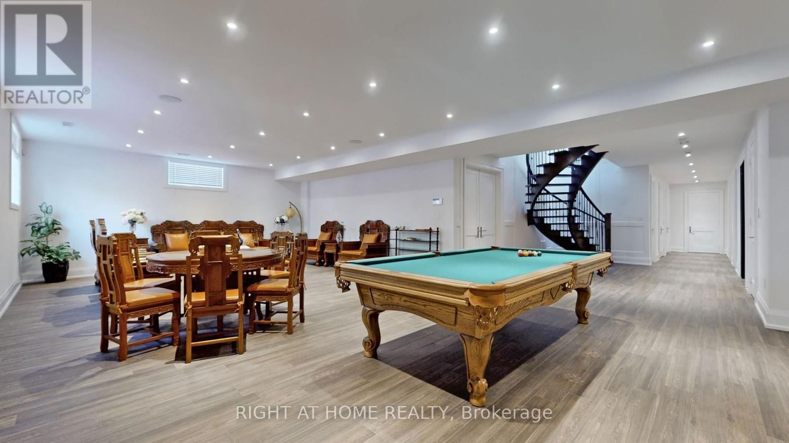 82 SANDBANKS DRIVE Image 39