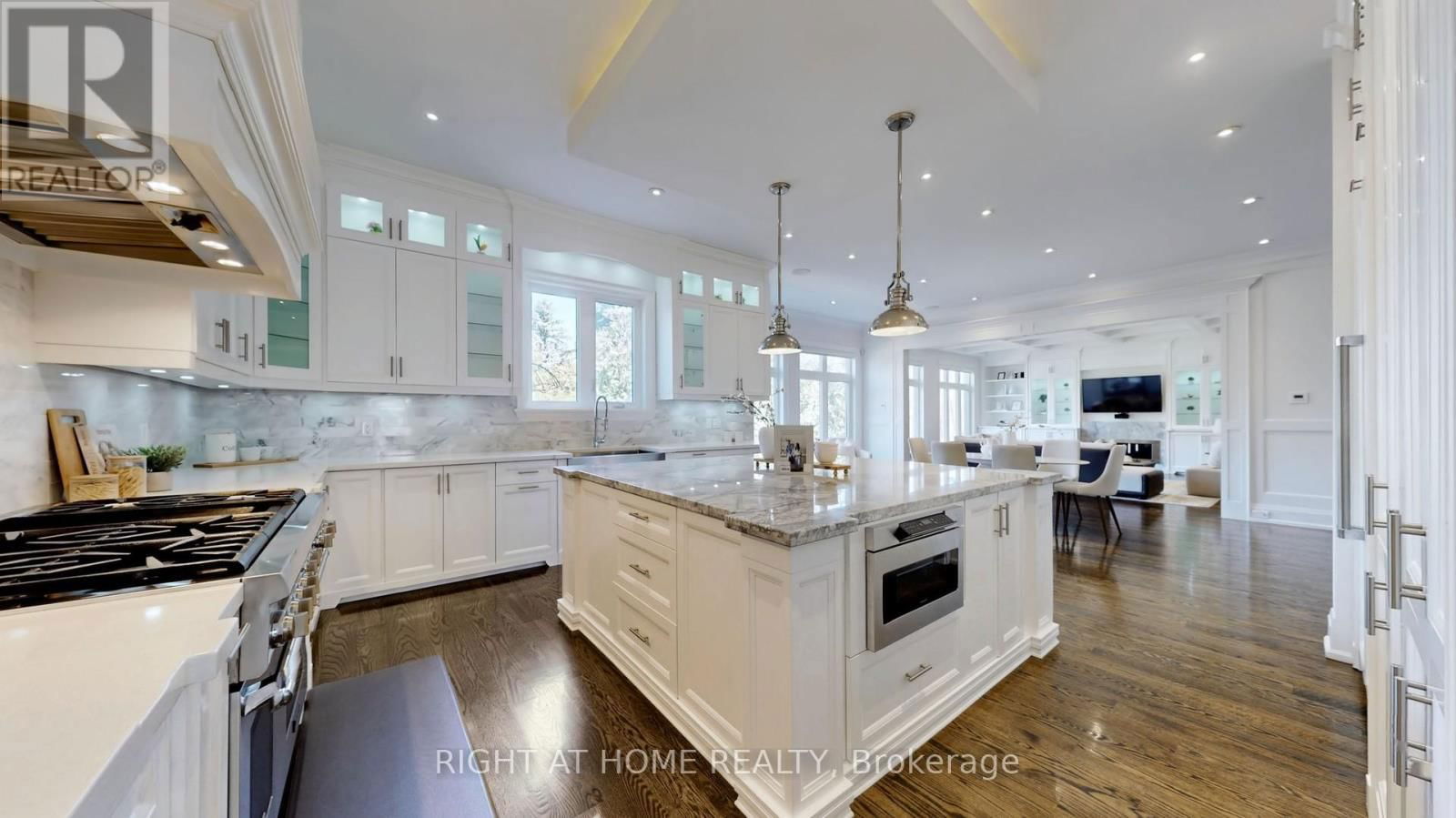 82 SANDBANKS DRIVE Image 9