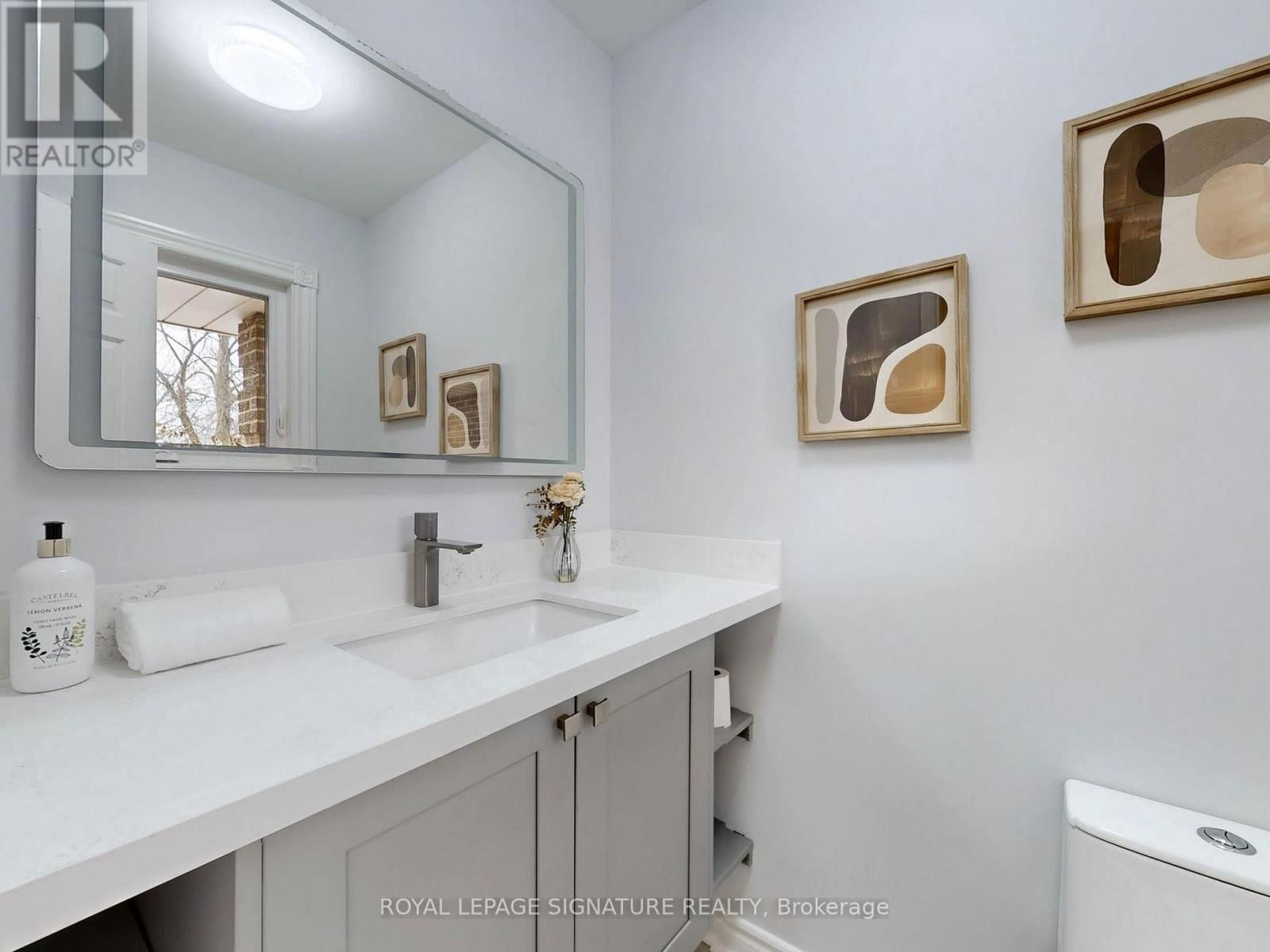 72 GRAHAM CRESCENT Image 15