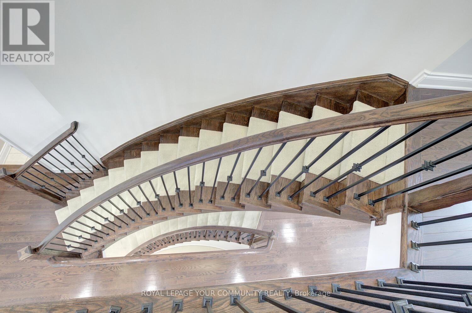 24 ROCK ELM COURT Image 31