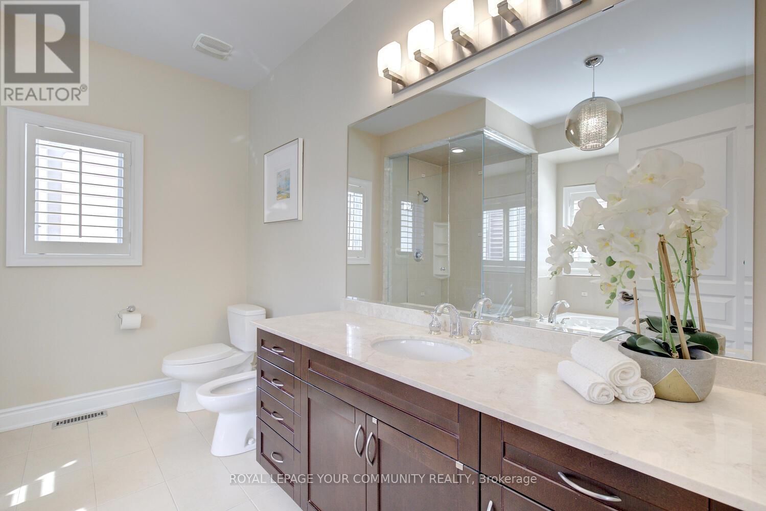 24 ROCK ELM COURT Image 36