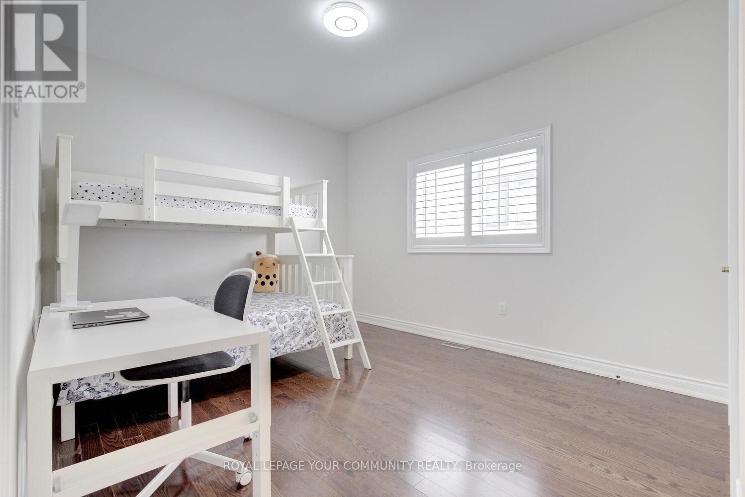 24 ROCK ELM COURT Image 39