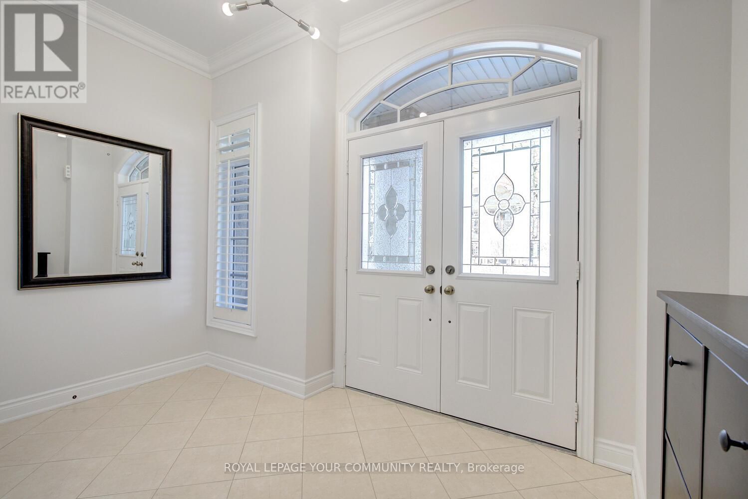 24 ROCK ELM COURT Image 4