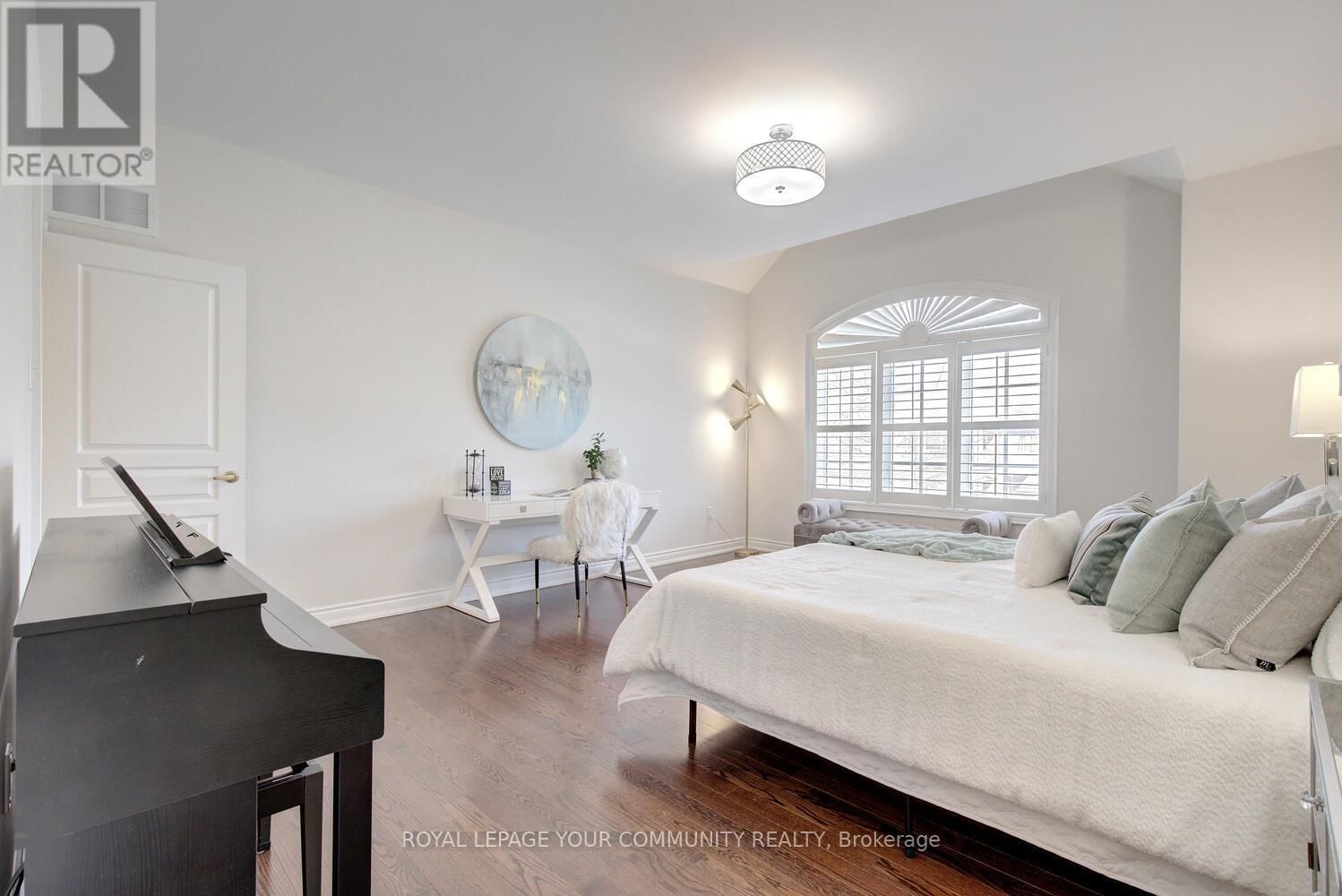 24 ROCK ELM COURT Image 43