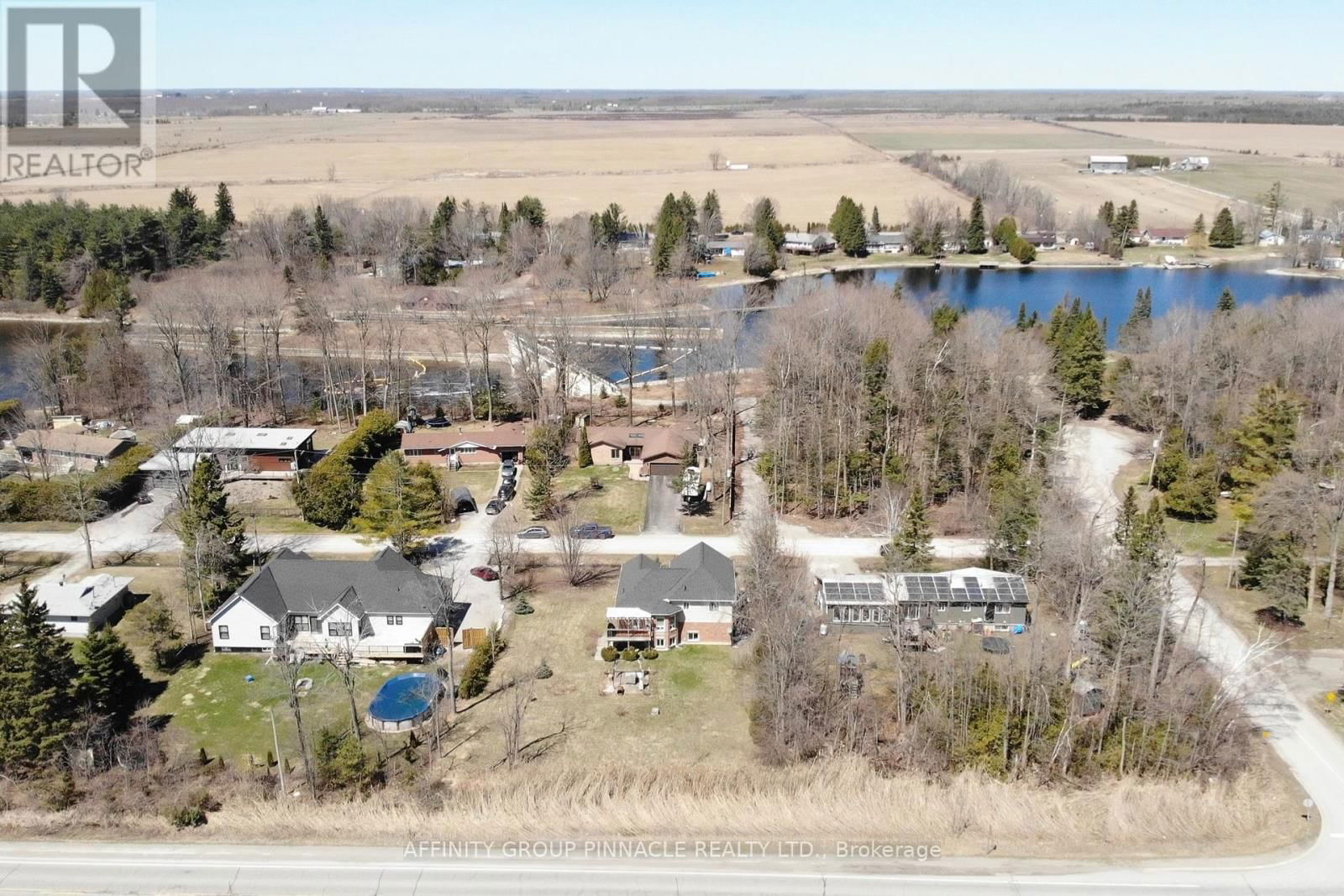36 BALL AVENUE EAST Image 46