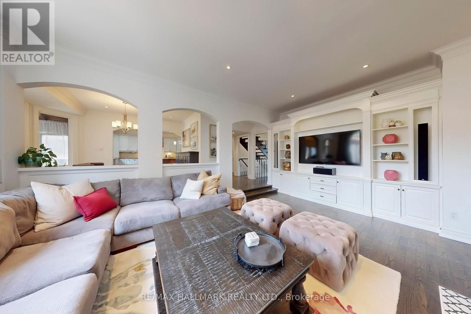 97 MARSH HARBOUR Image 17