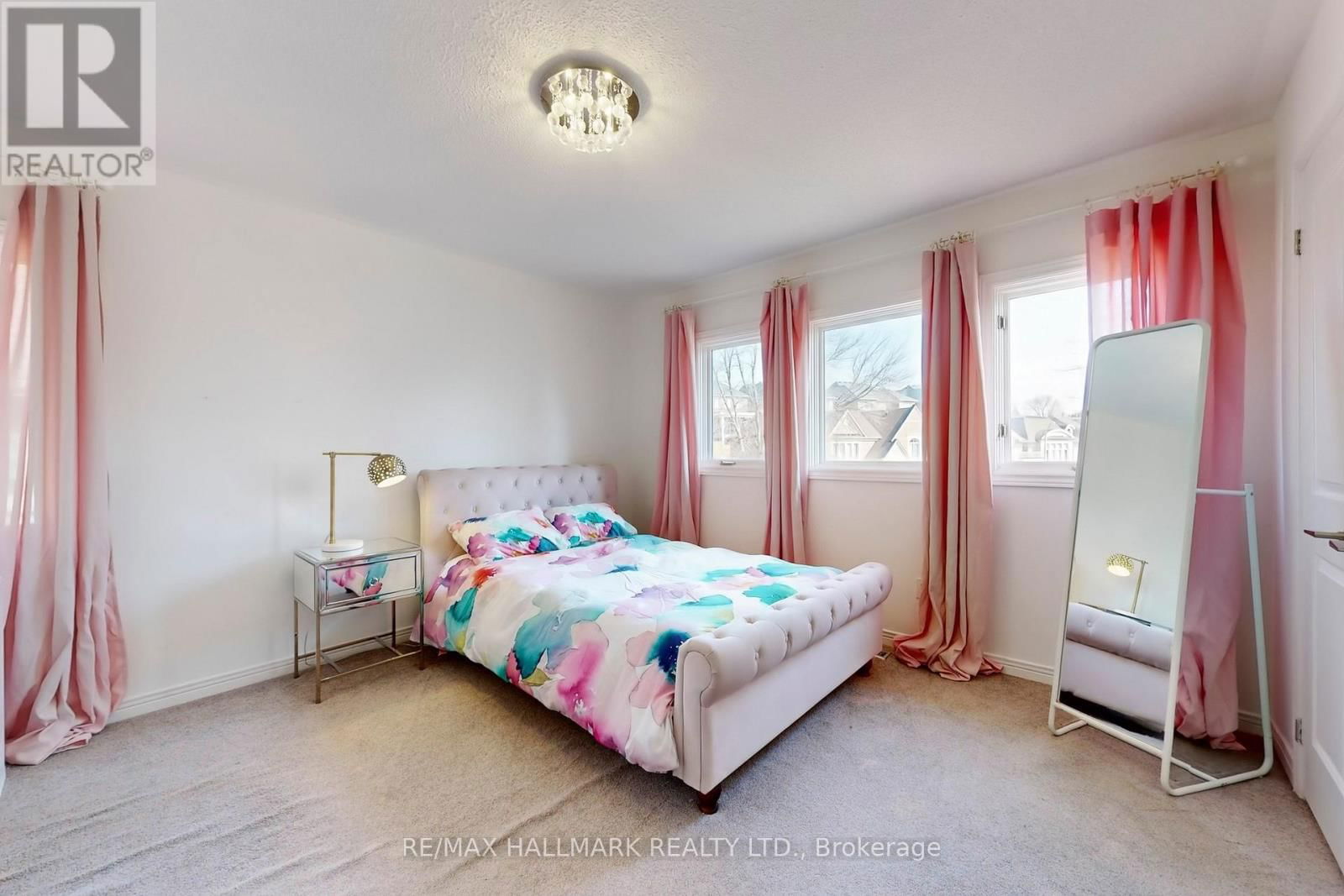 97 MARSH HARBOUR Image 22