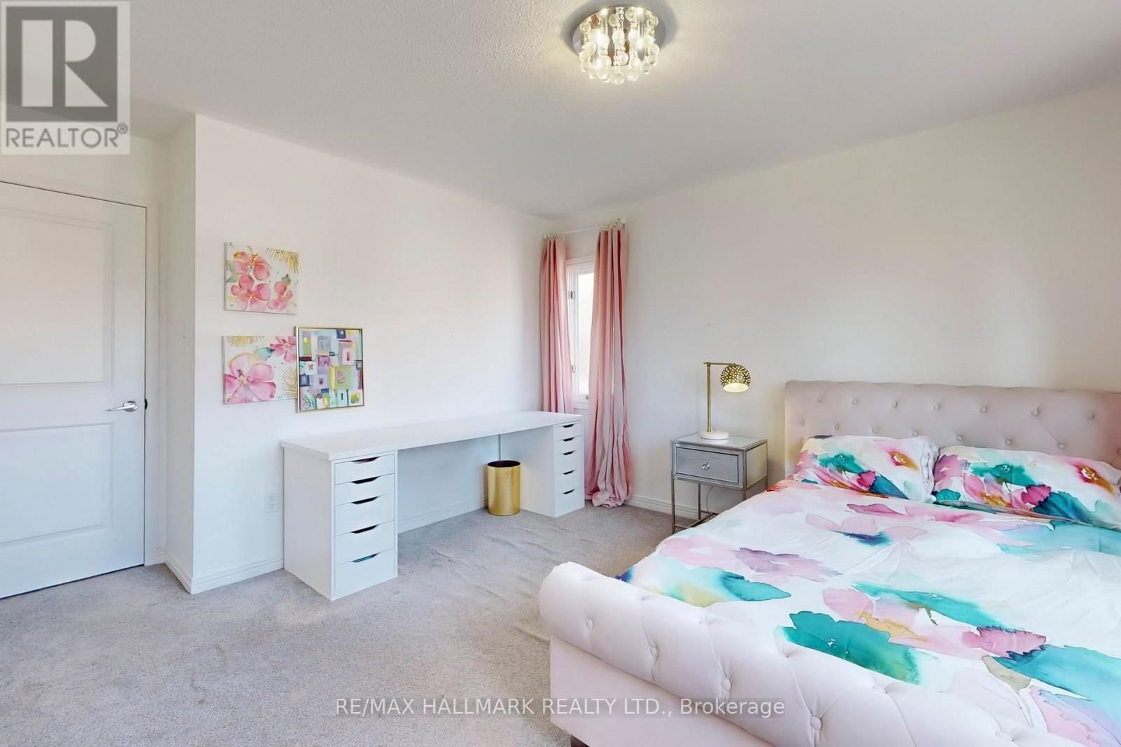 97 MARSH HARBOUR Image 23