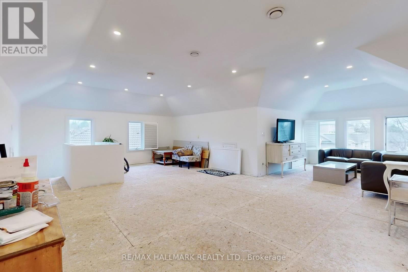 97 MARSH HARBOUR Image 33