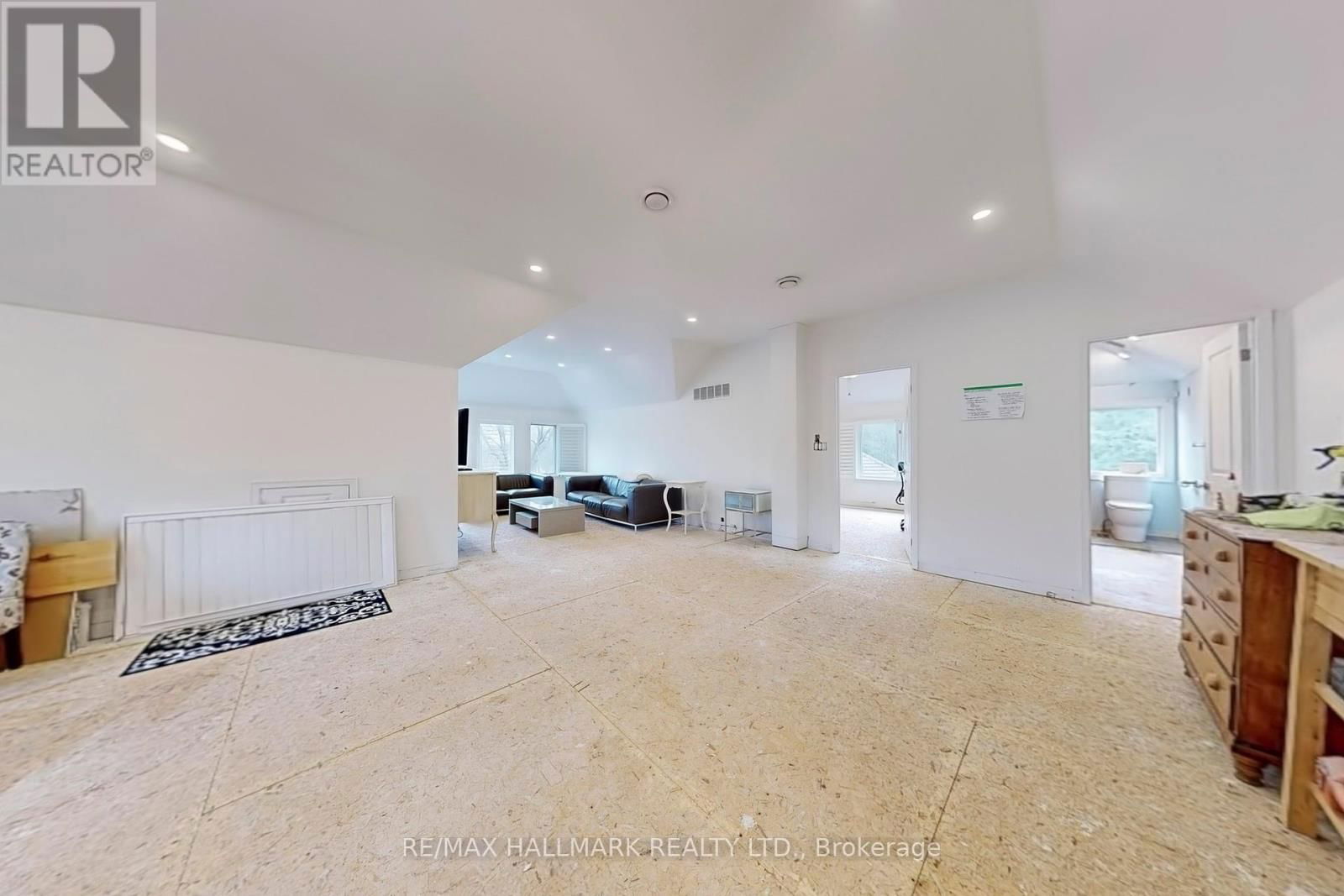 97 MARSH HARBOUR Image 35