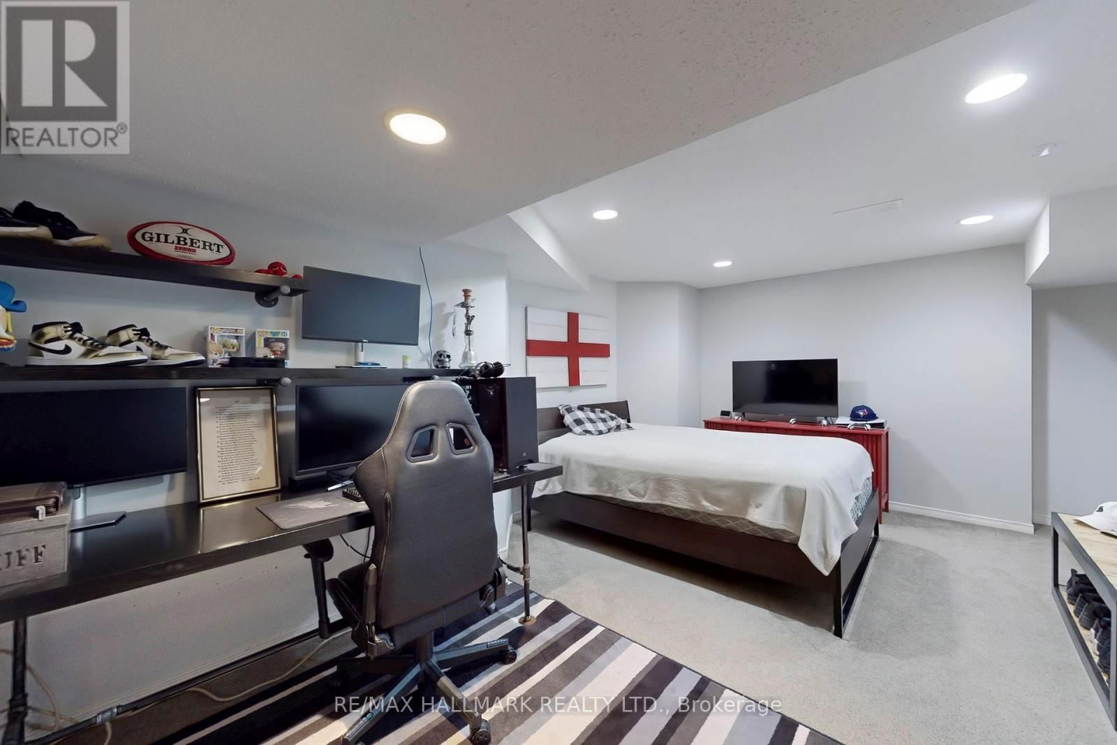 97 MARSH HARBOUR Image 42
