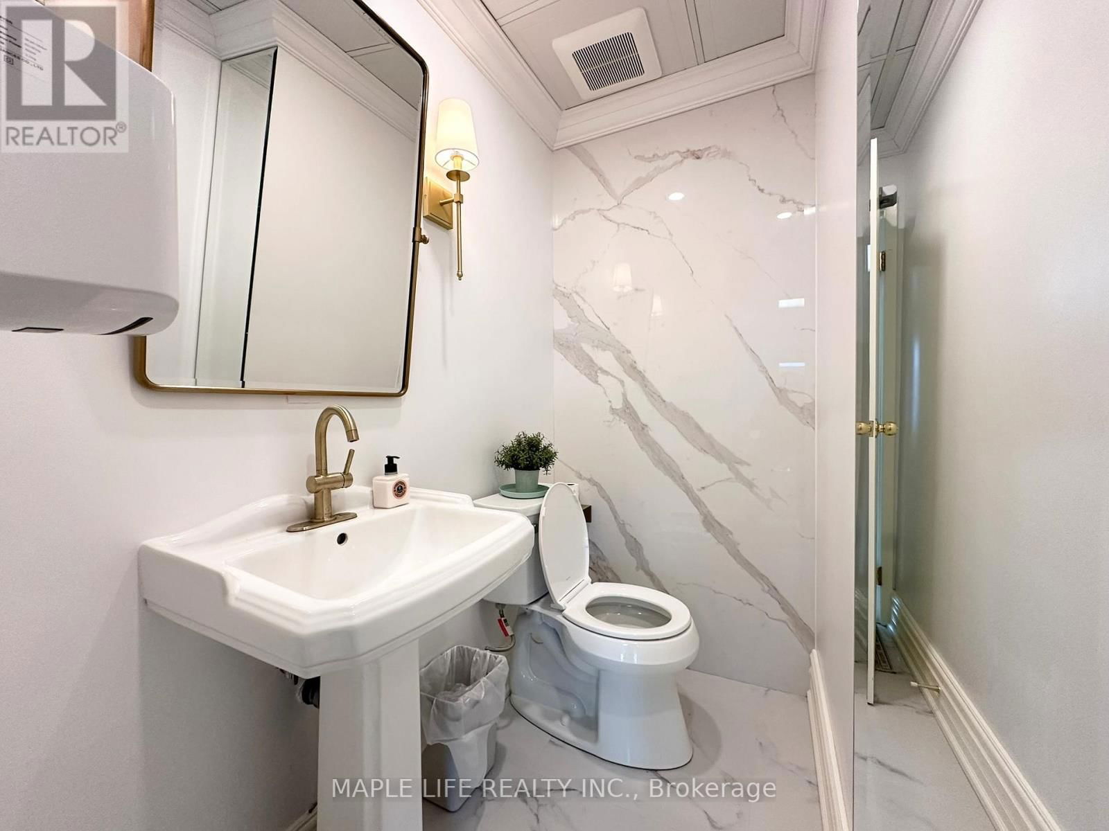 5-B - 30 WERTHEIM COURT Image 21