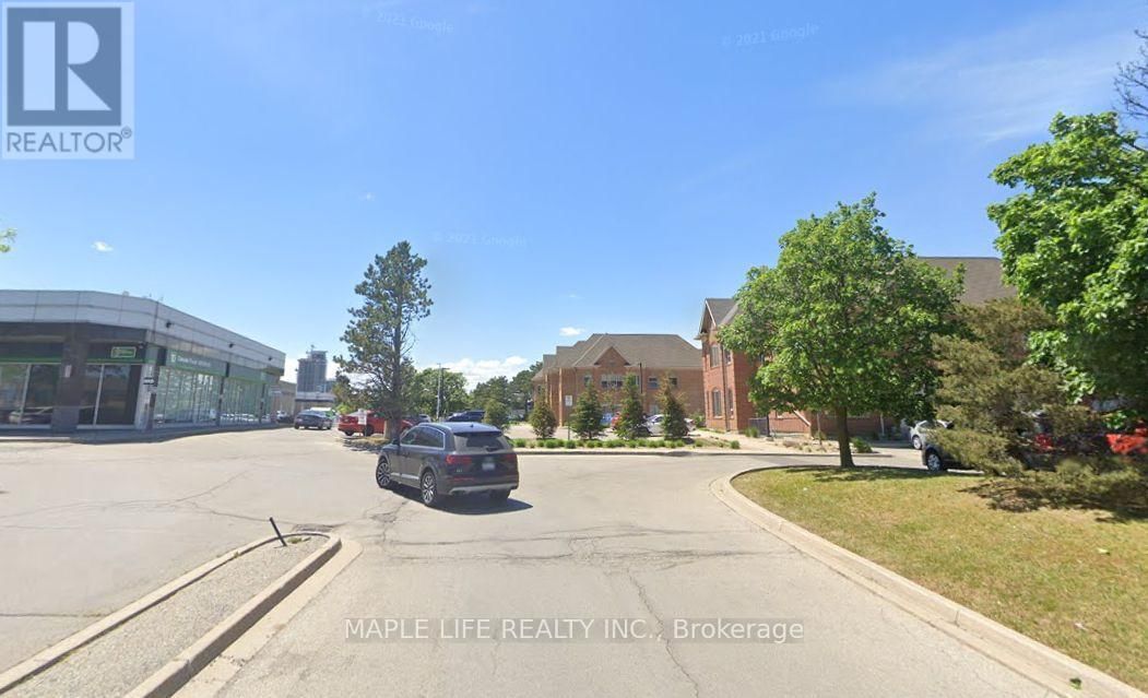 5-B - 30 WERTHEIM COURT Image 23