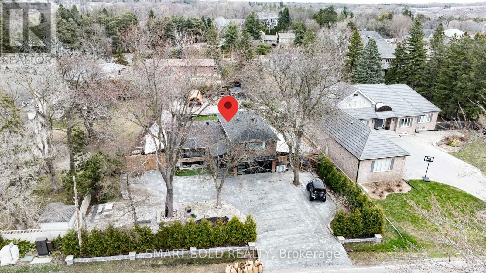 9 OAKCREST AVENUE Image 1