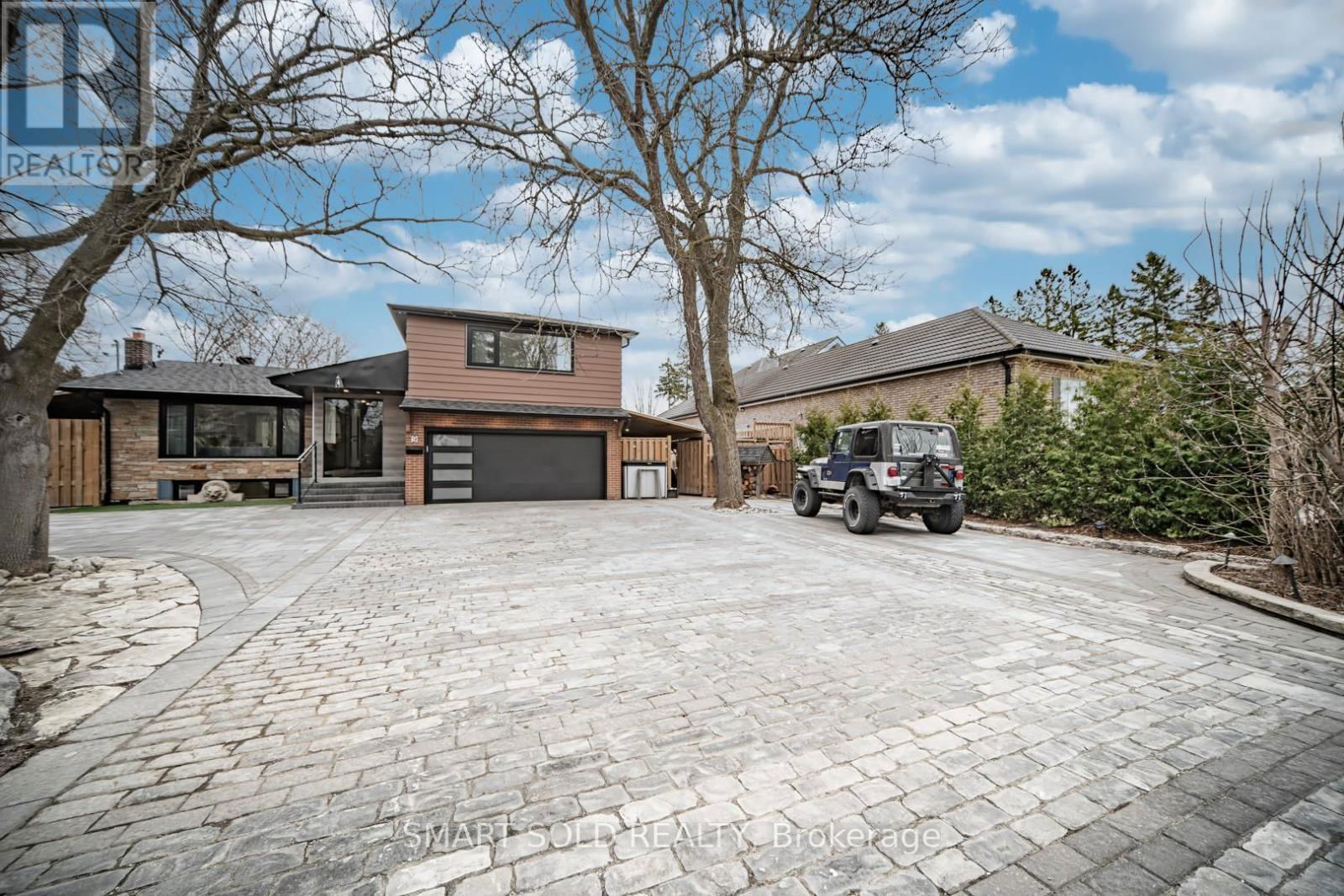 9 OAKCREST AVENUE Image 4