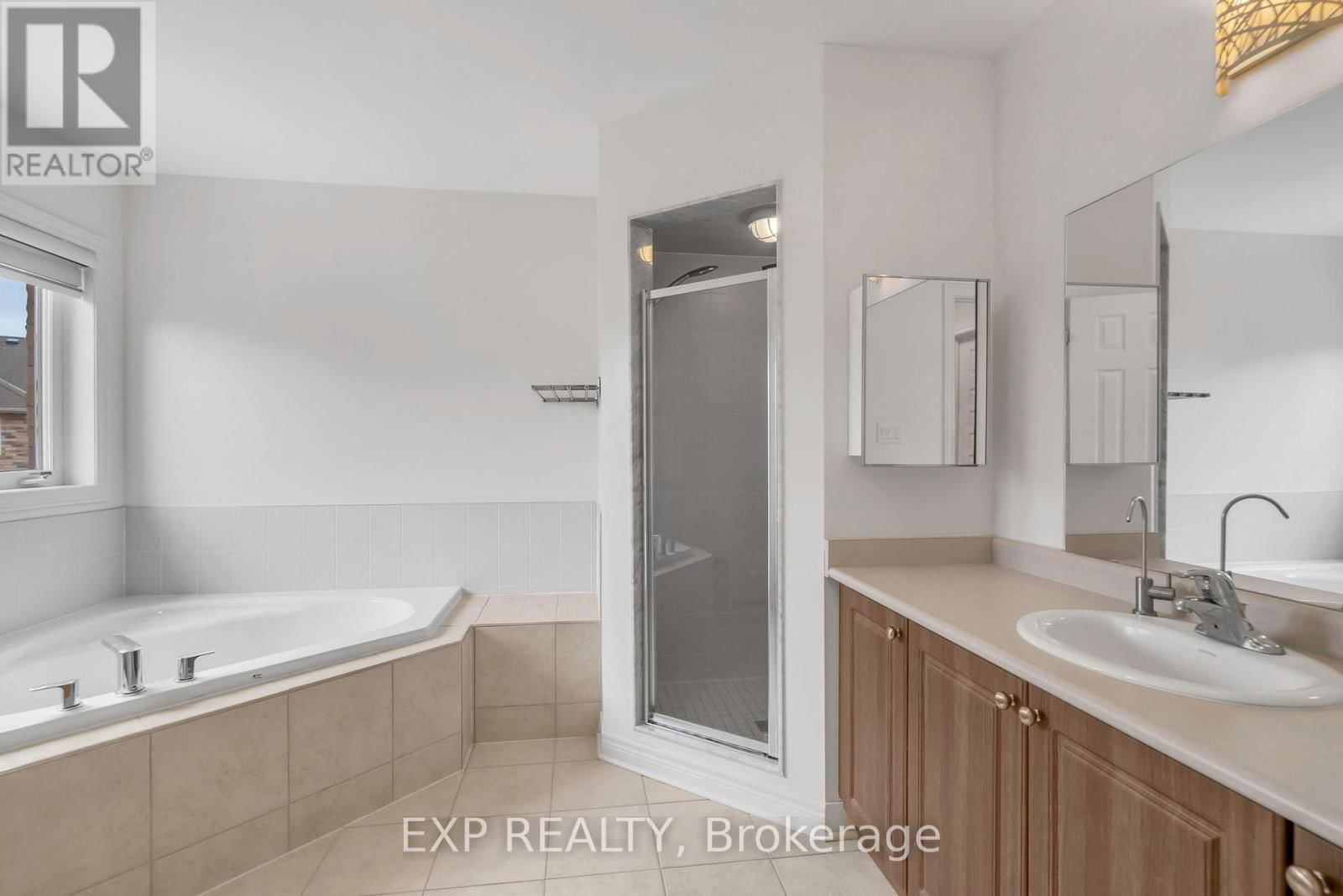 131 GREENWOOD ROAD Image 14