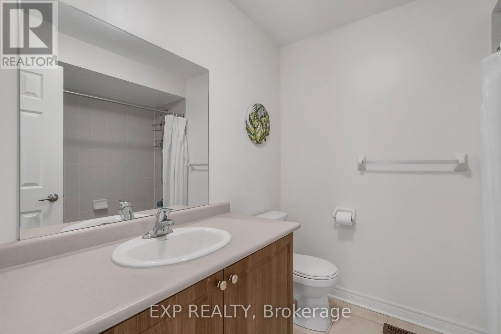 131 GREENWOOD ROAD Image 16