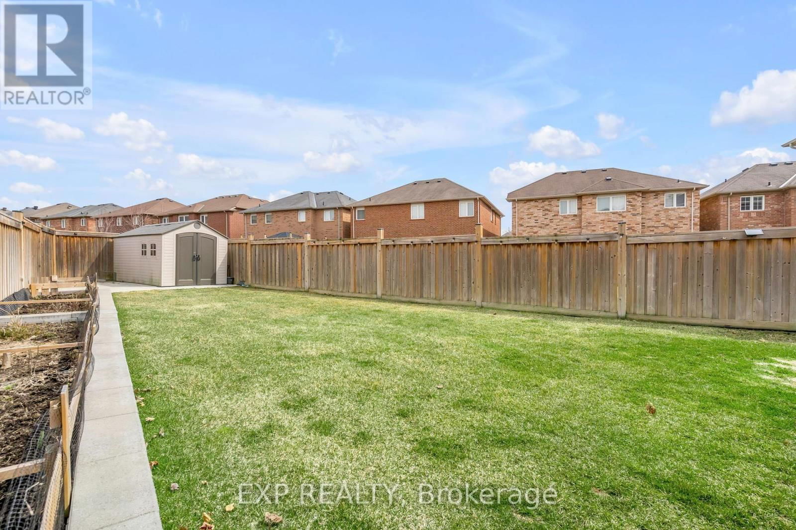 131 GREENWOOD ROAD Image 28