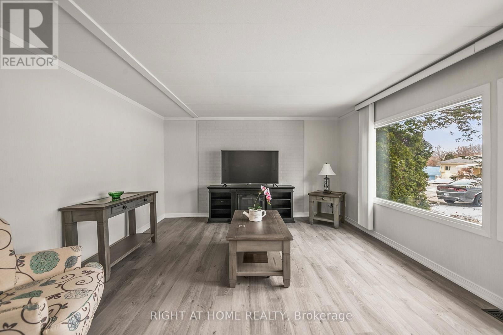 56 FLORA DRIVE Image 2