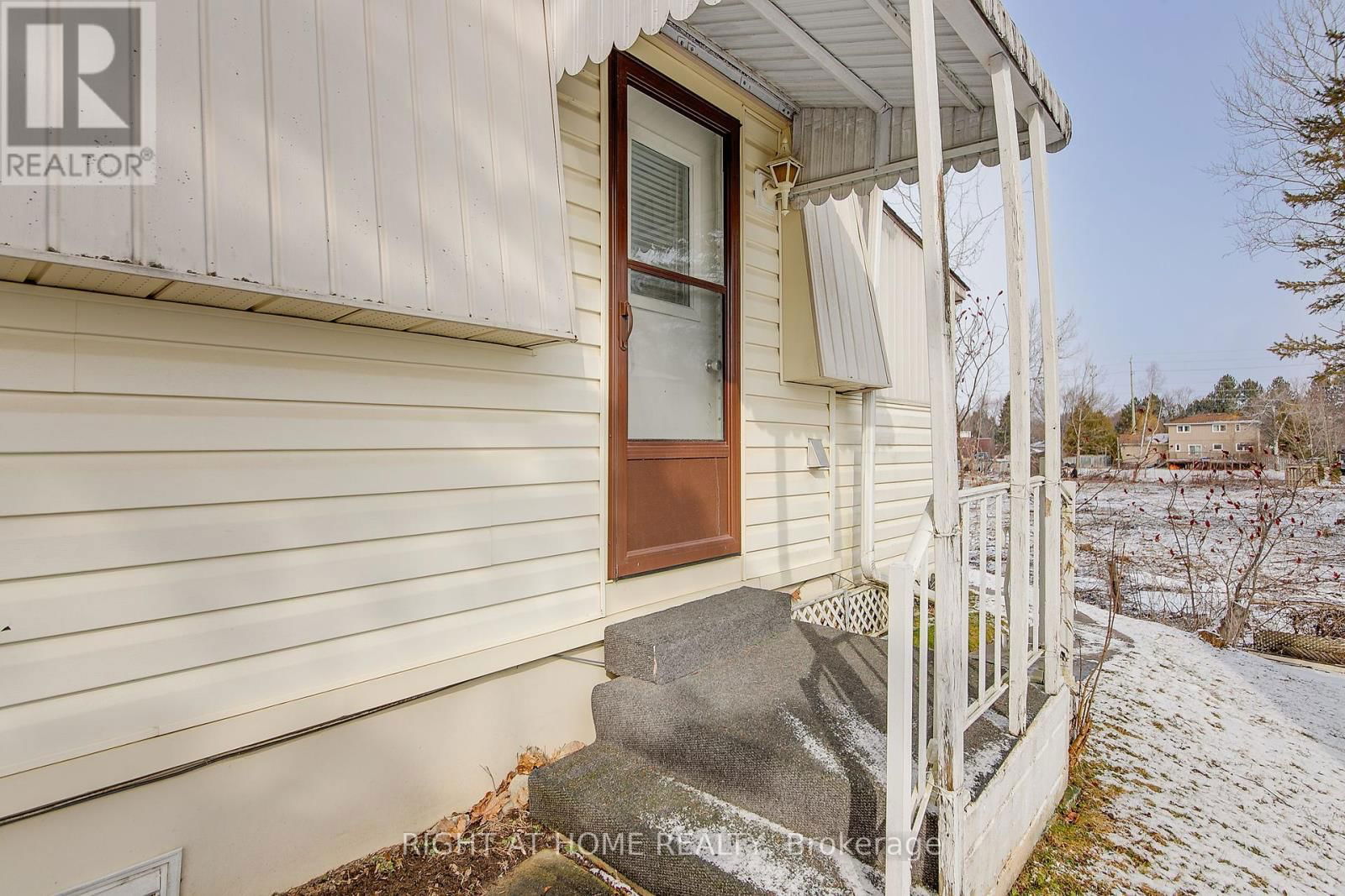 56 FLORA DRIVE Image 25