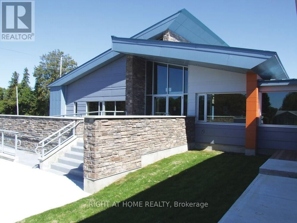 56 FLORA DRIVE Image 31