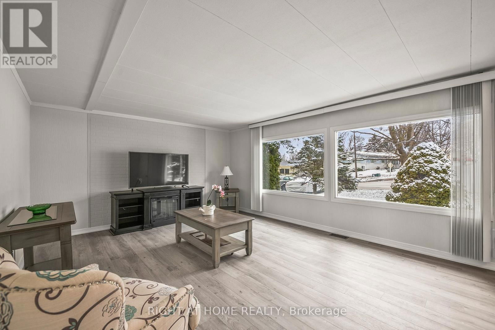 56 FLORA DRIVE Image 4