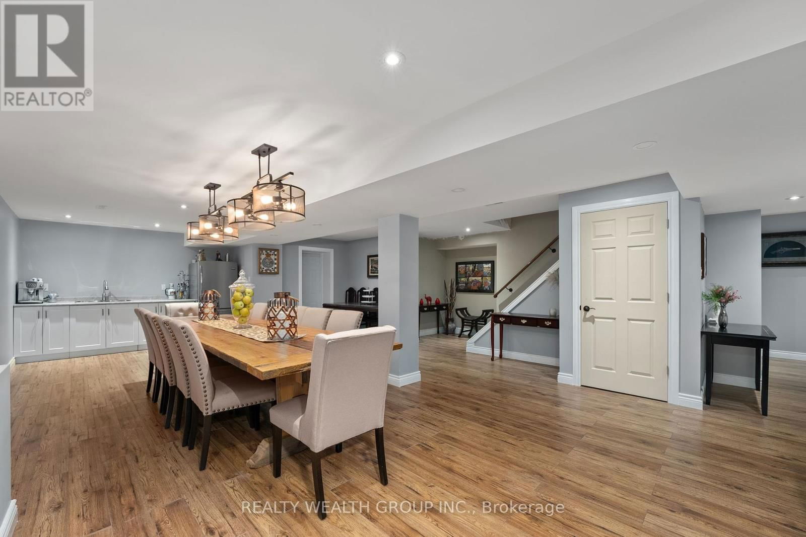 1056 QUARRY DRIVE Image 21