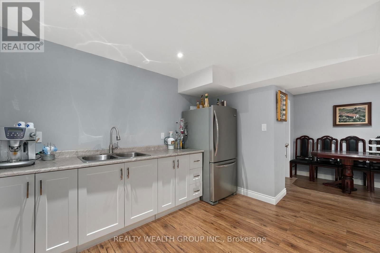 1056 QUARRY DRIVE Image 22