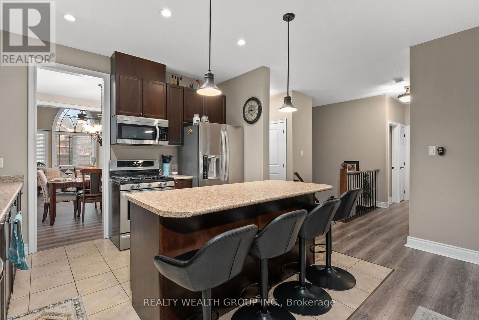 1056 QUARRY DRIVE Image 6