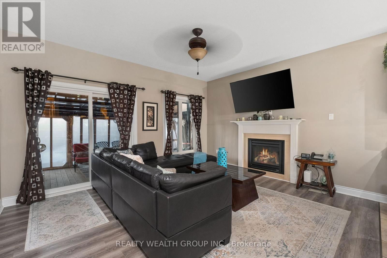 1056 QUARRY DRIVE Image 7