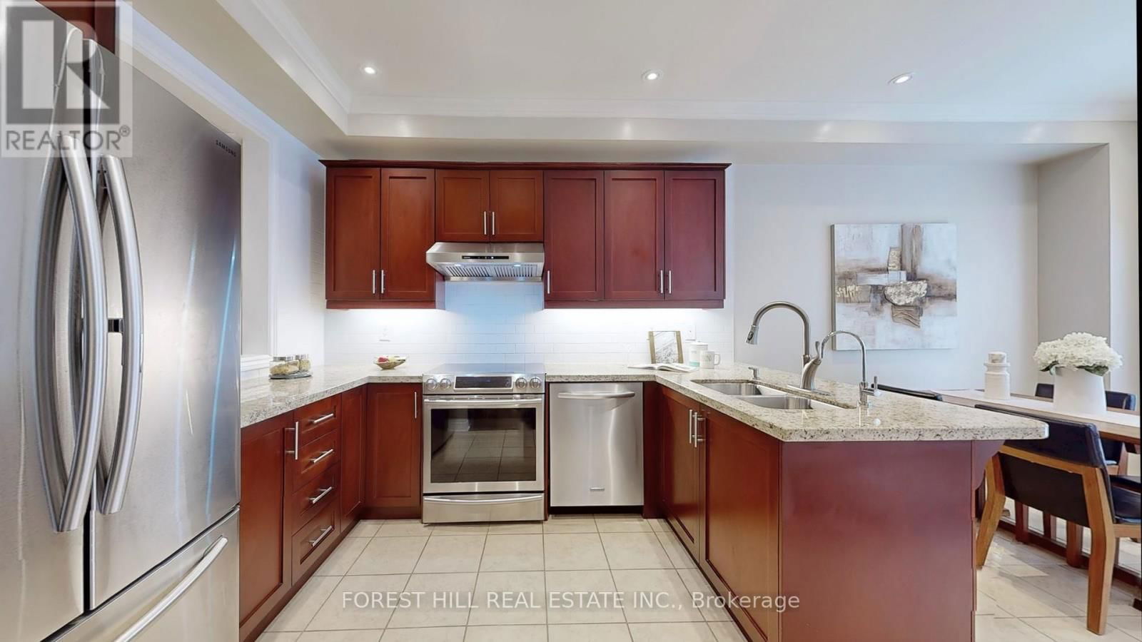 57 - 280 PARADELLE DRIVE Image 12